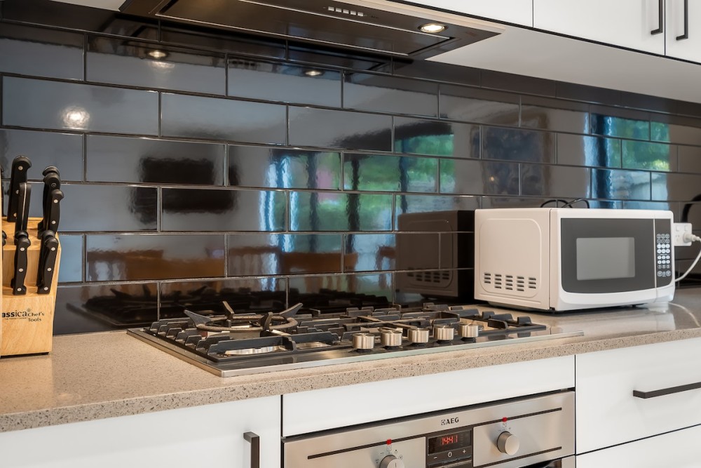 Modern Sandy Bay Apt - Close to Salamanca & CBD — photo 9