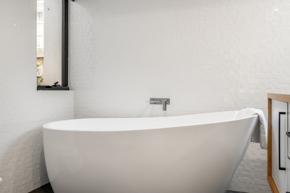 Modern Sandy Bay Apt - Close to Salamanca & CBD — photo 22