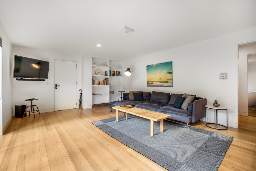Modern Sandy Bay Apt - Close to Salamanca & CBD — photo 3