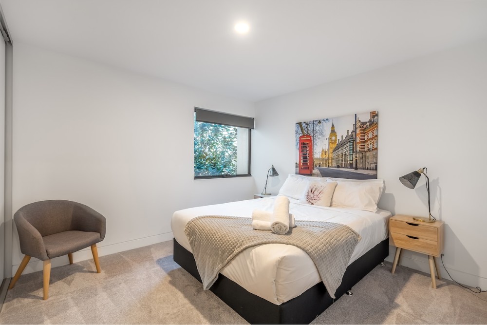 Modern Sandy Bay Apt - Close to Salamanca & CBD — photo 16