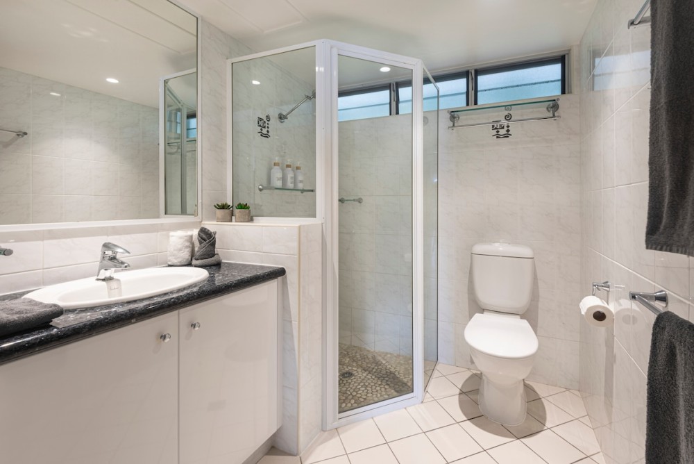 Lagoon 202 on Hamilton Island by HamoRent — photo 11