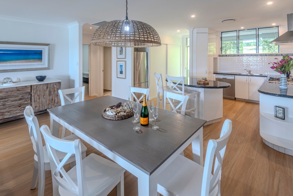 Lagoon 202 on Hamilton Island by HamoRent — photo 4