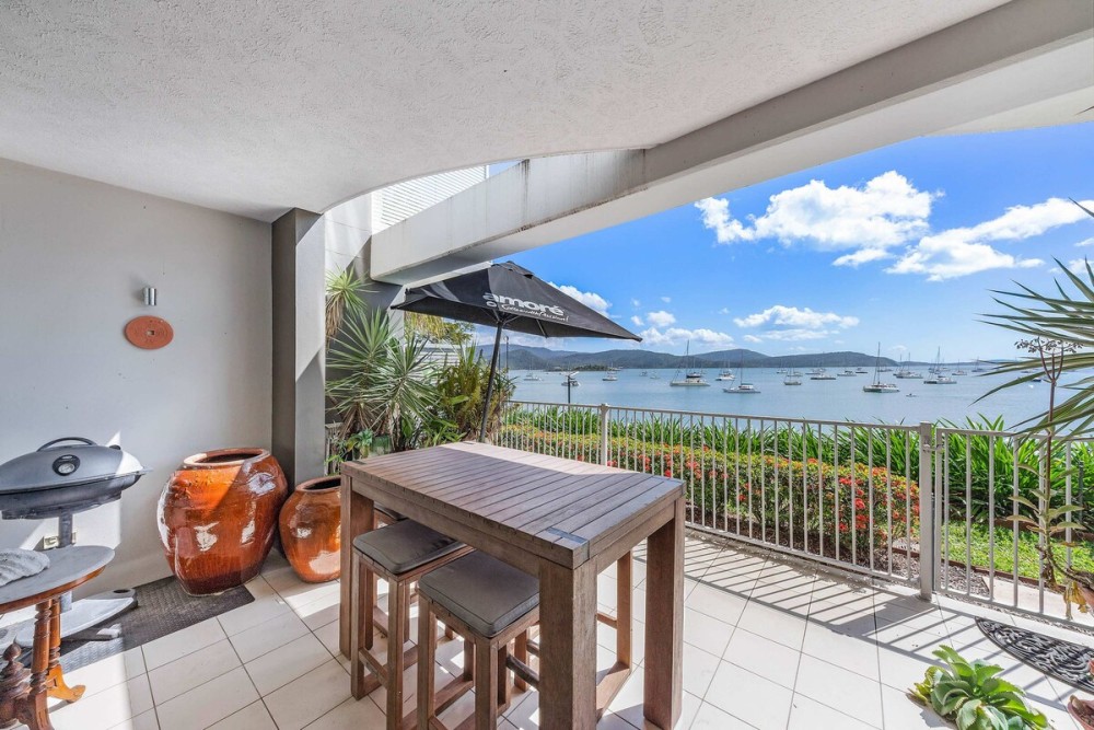 By The Sea Shore Stunning Unit Pool Spa Views — photo 25
