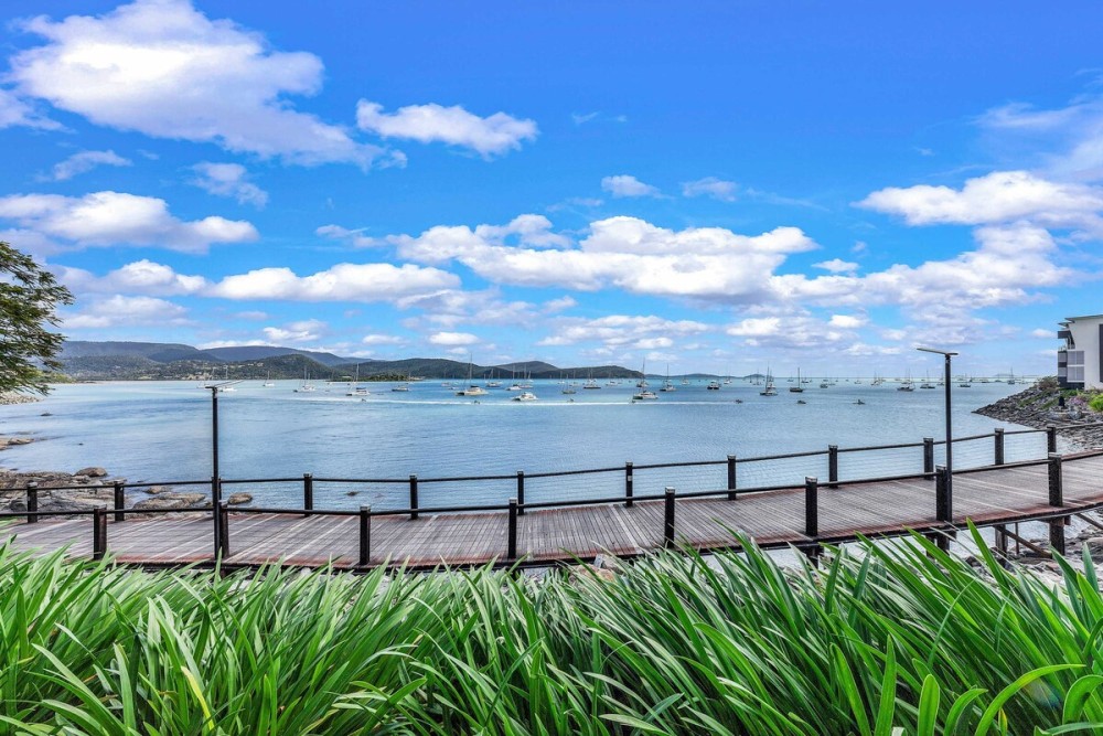 By The Sea Shore Stunning Unit Pool Spa Views — photo 31