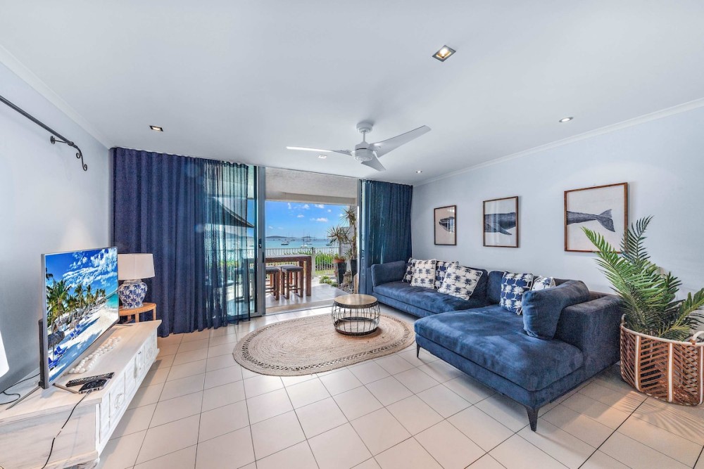 By The Sea Shore Stunning Unit Pool Spa Views — photo 3