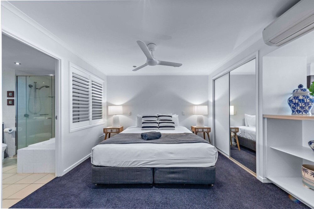 By The Sea Shore Stunning Unit Pool Spa Views — photo 9