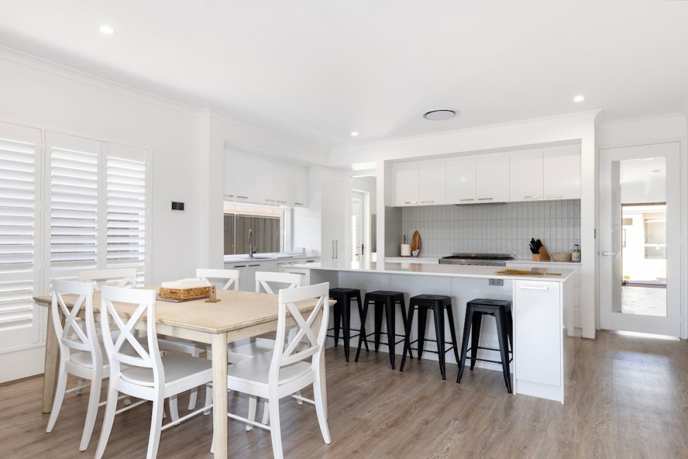 Newly Built Luxury Modern Home — photo 11
