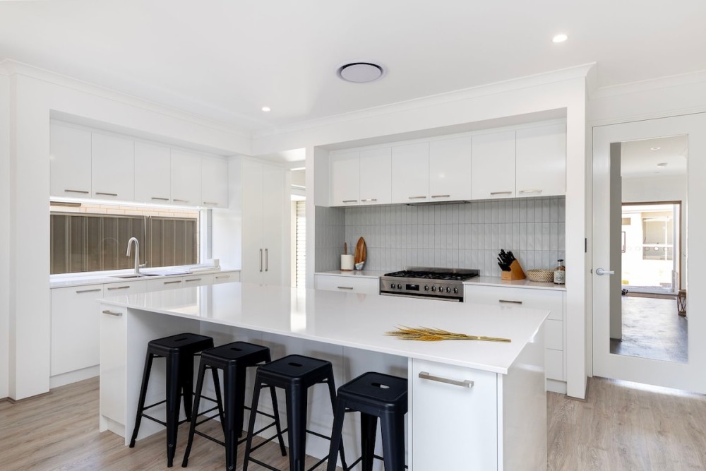 Newly Built Luxury Modern Home — photo 8