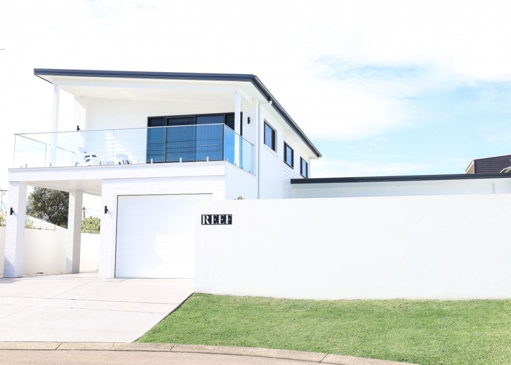REEF Luxury Home, Ocean View, Large Pool & Hot Spa — photo 13