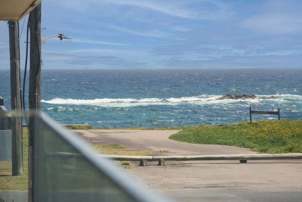 REEF Luxury Home, Ocean View, Large Pool & Hot Spa — photo 4