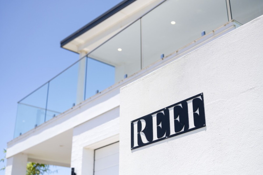 REEF Luxury Home, Ocean View, Large Pool & Hot Spa — photo 49
