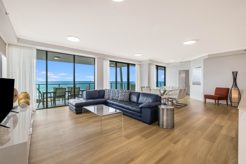 Luxury Sub Penthouse - Beach on Sixth — photo 4