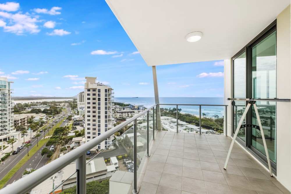 Luxury Sub Penthouse - Beach on Sixth — photo 30