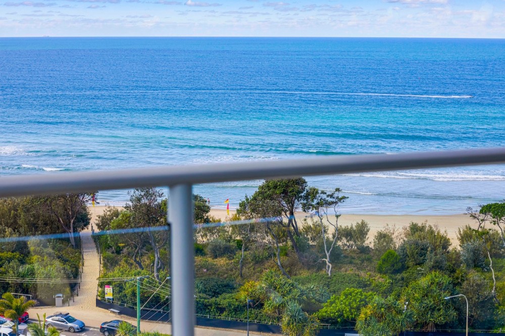 Luxury Sub Penthouse - Beach on Sixth — photo 28