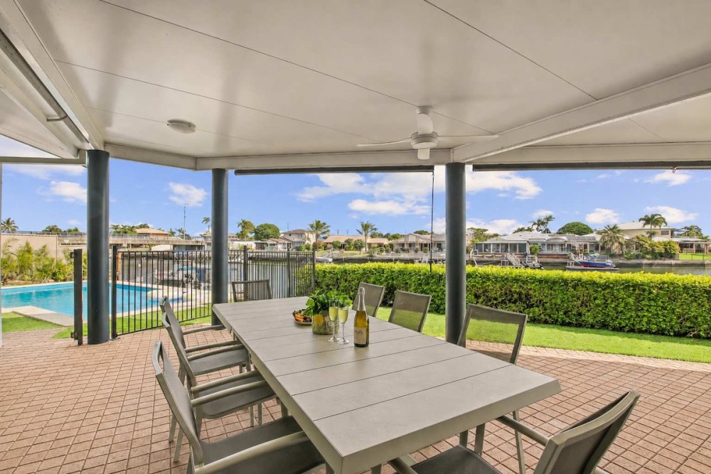 Bribie Waterfront Retreat - Pontoon, Pool & Kayaks — photo 27