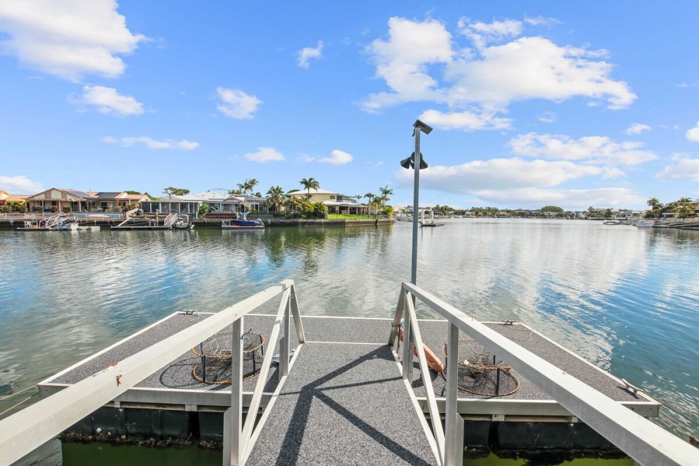Bribie Waterfront Retreat - Pontoon, Pool & Kayaks — photo 25