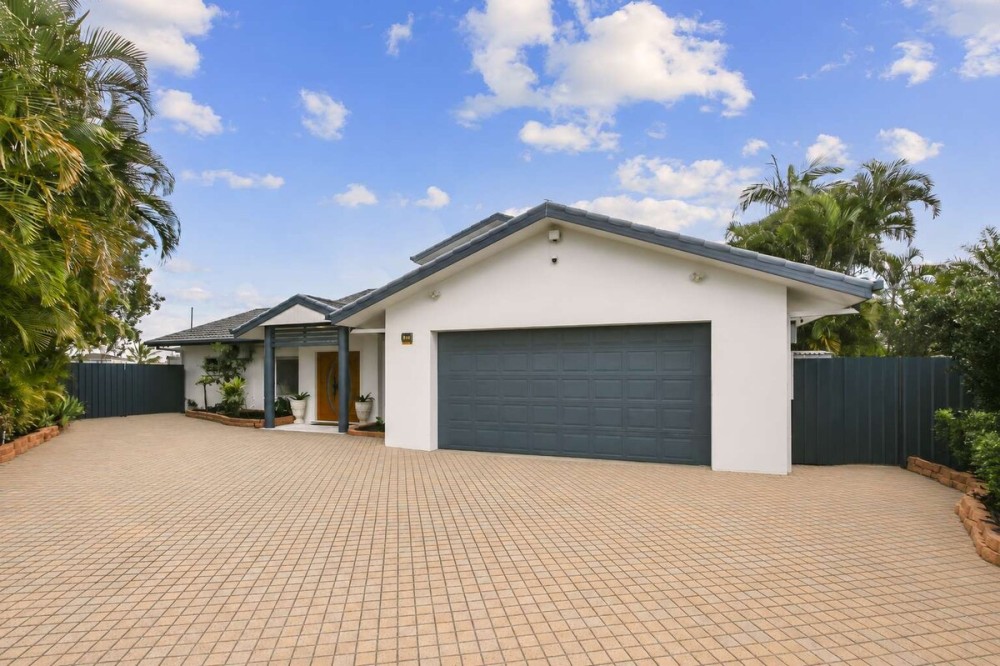 Bribie Waterfront Retreat - Pontoon, Pool & Kayaks — photo 29
