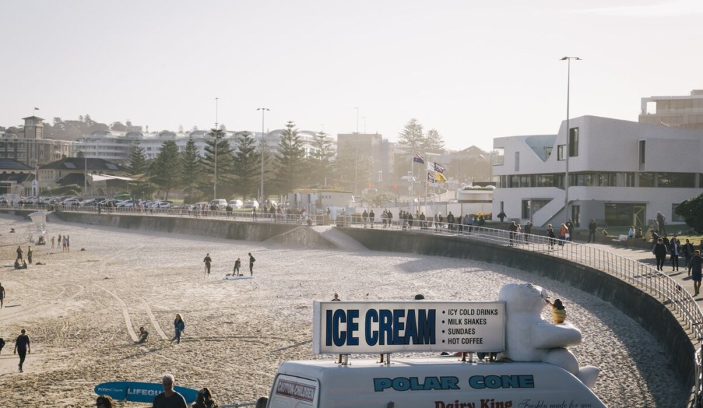 Bondi Family Escape with parking,moments to beach! — photo 22