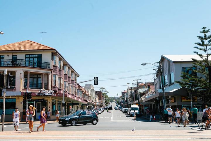 Coogee Beach House ~2 minute walk to beach~ BBQ~AC — photo 25