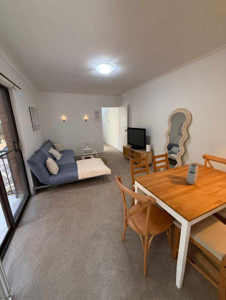 Airy Cronulla beach escape 2 bed — photo 16