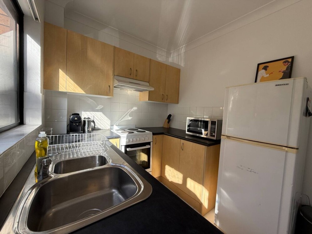 Airy Cronulla beach escape 2 bed — photo 3