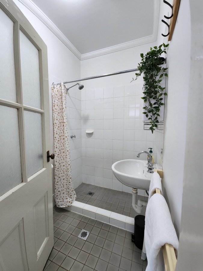 Charming 2BR Unit | The Rocks | Free Wifi &Linens — photo 17