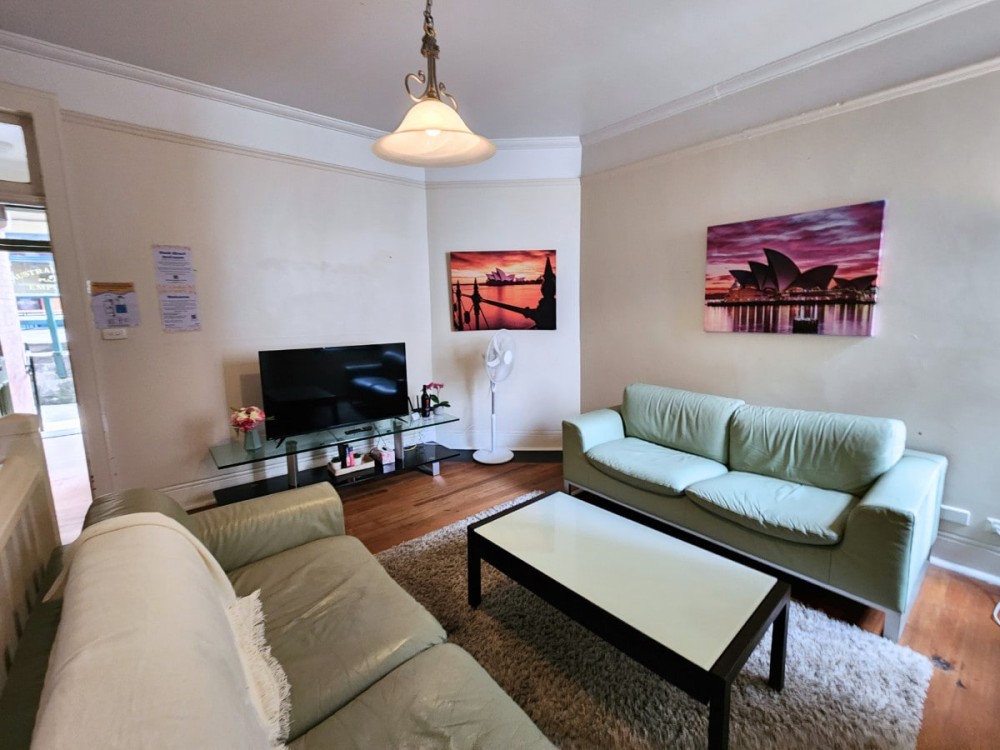 Charming 2BR Unit | The Rocks | Free Wifi &Linens — photo 18