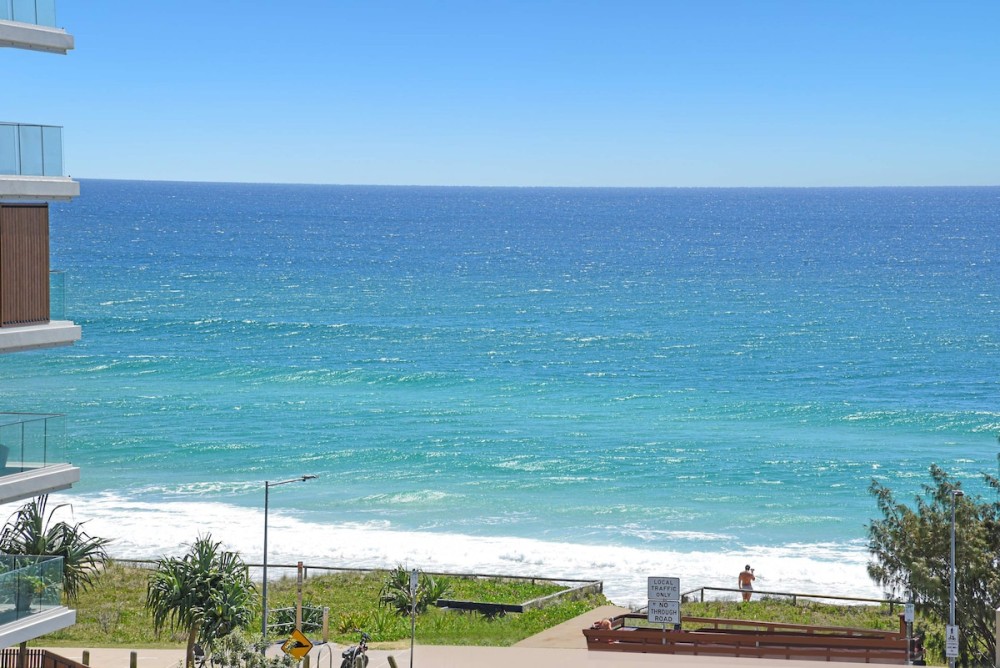 Palm Beachview Luxe Steps to beach & Talle creek — photo 13