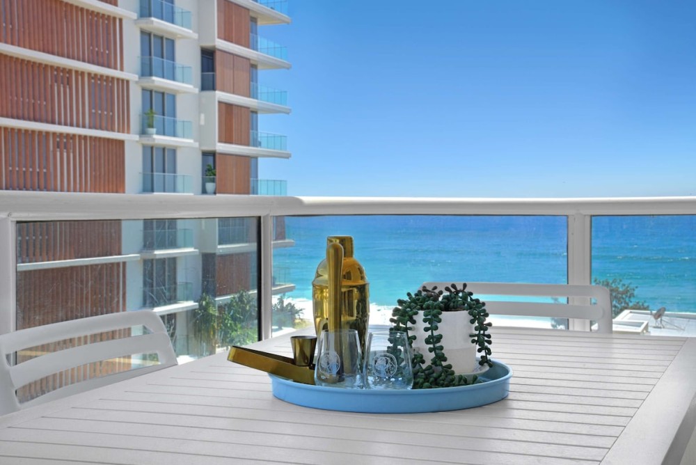 Palm Beachview Luxe Steps to beach & Talle creek — photo 1