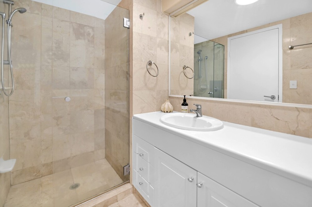 Palm Beachview Luxe Steps to beach & Talle creek — photo 25