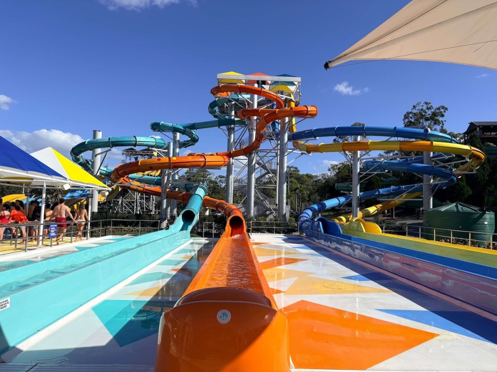 Surfers 1BR Retreat: Pool, Spa, Gym & Fast Wi-Fi — photo 47