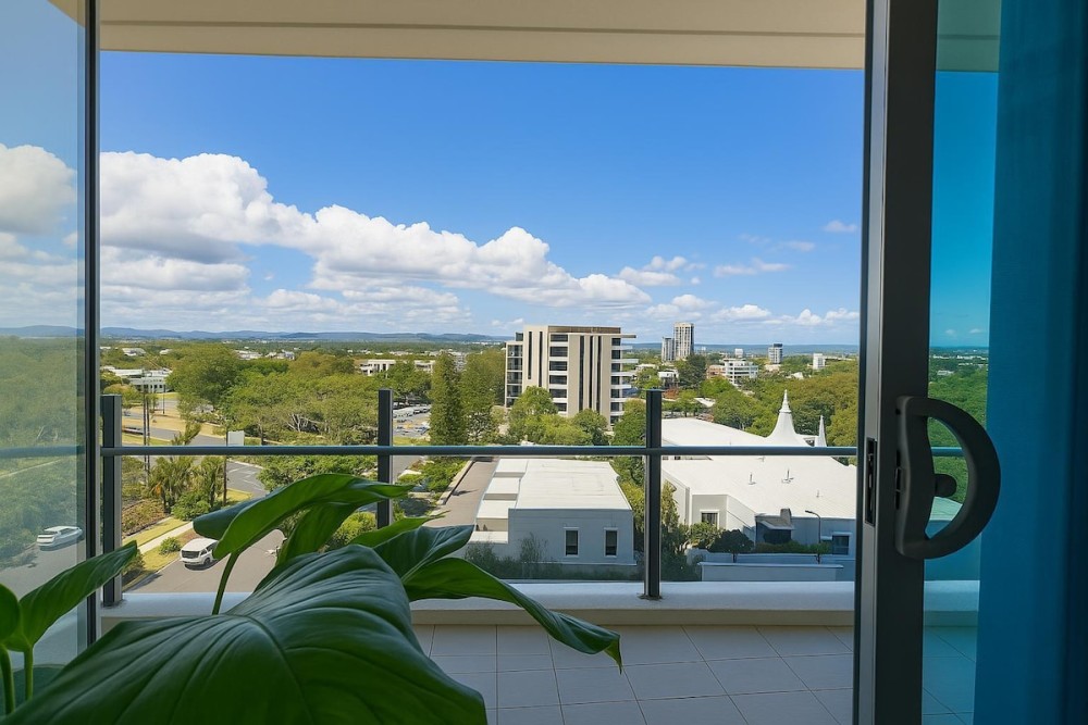 Surfers 1BR Retreat: Pool, Spa, Gym & Fast Wi-Fi — photo 23