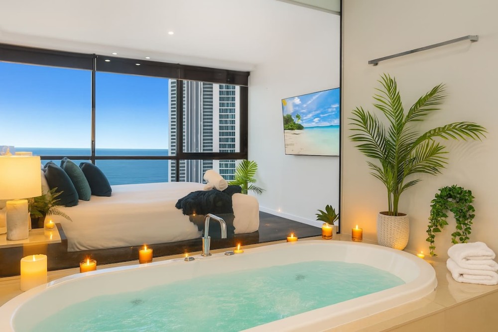 Level 43 Sky High 3BR Ocean View Apartment — photo 8