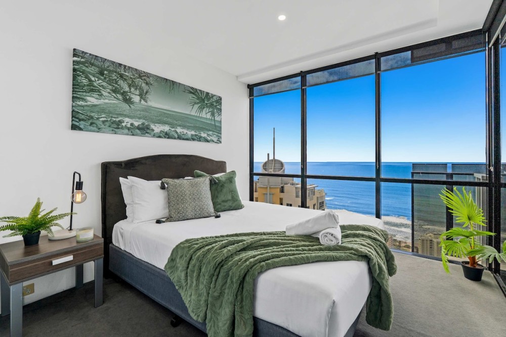 Level 43 Sky High 3BR Ocean View Apartment — photo 9
