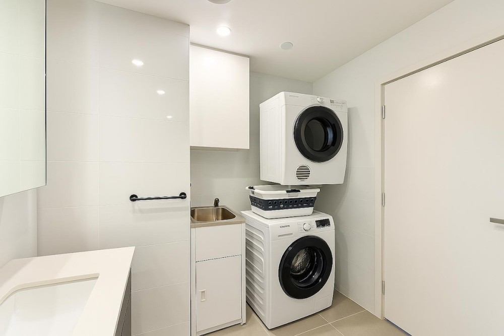 Luxury 2BR Apartment Pool SPA Study — photo 24
