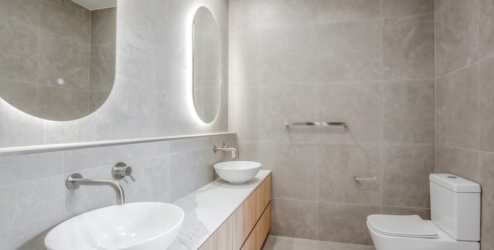 Designer Kirra Beach Family Home — photo 21