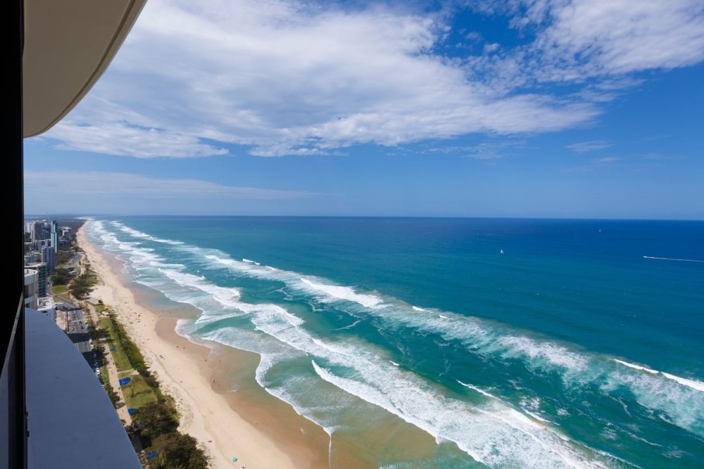 Beach front Sky Home - floor 35 — photo 5