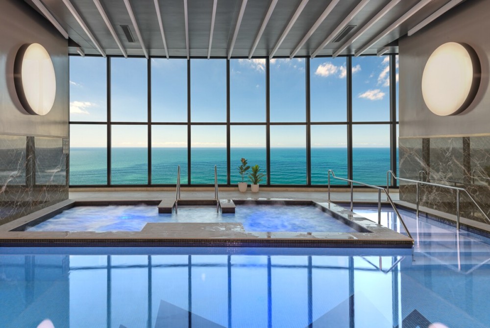 Beach front Sky Home - floor 35 — photo 19