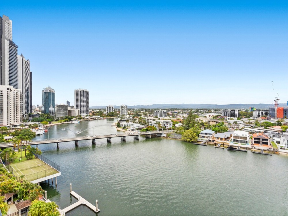 12th-Floor Riverfront Retreat Views Walk to Beach — photo 25