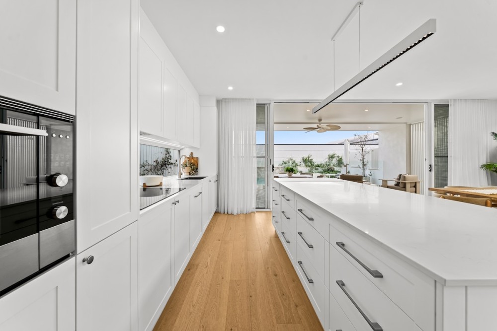 West End Luxe Home | Pool & BBQ | Dual living — photo 7