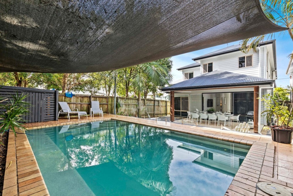 Manly Oasis 5BR - 3 King Beds, Pool, BBQ — photo 32