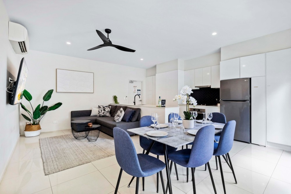 Park Avenue 1BR Hideaway King Bd Private Courtyard — photo 5