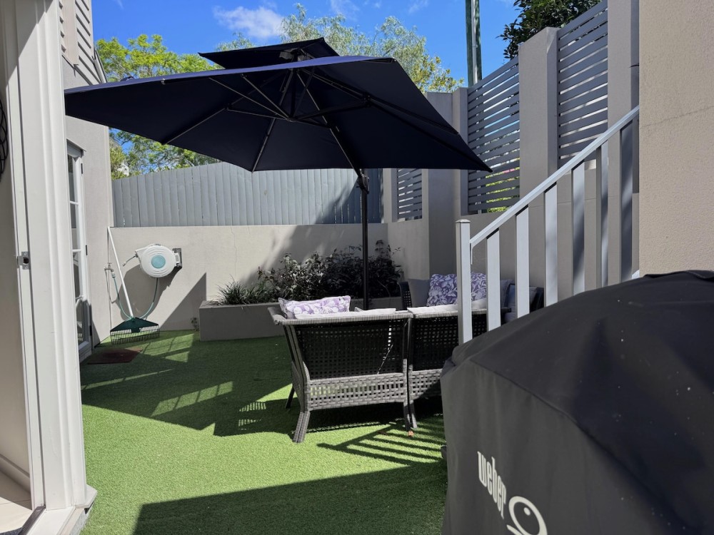 Park Avenue 1BR Hideaway King Bd Private Courtyard — photo 11