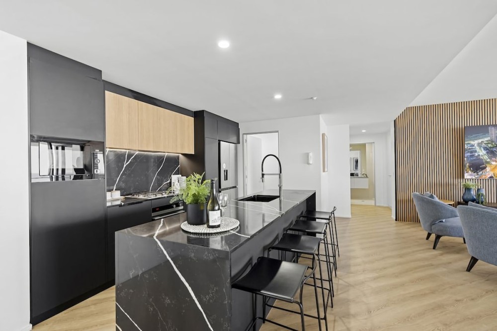 Circle on Cavill 4 Bedroom Executive Sub Penthouse — photo 6