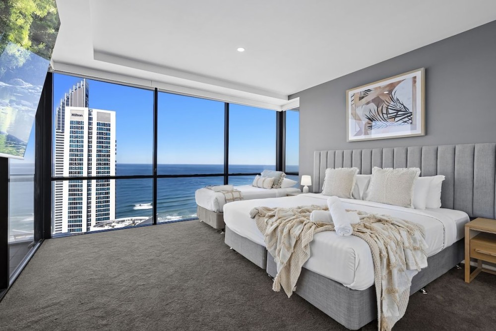 Circle on Cavill 4 Bedroom Executive Sub Penthouse — photo 10