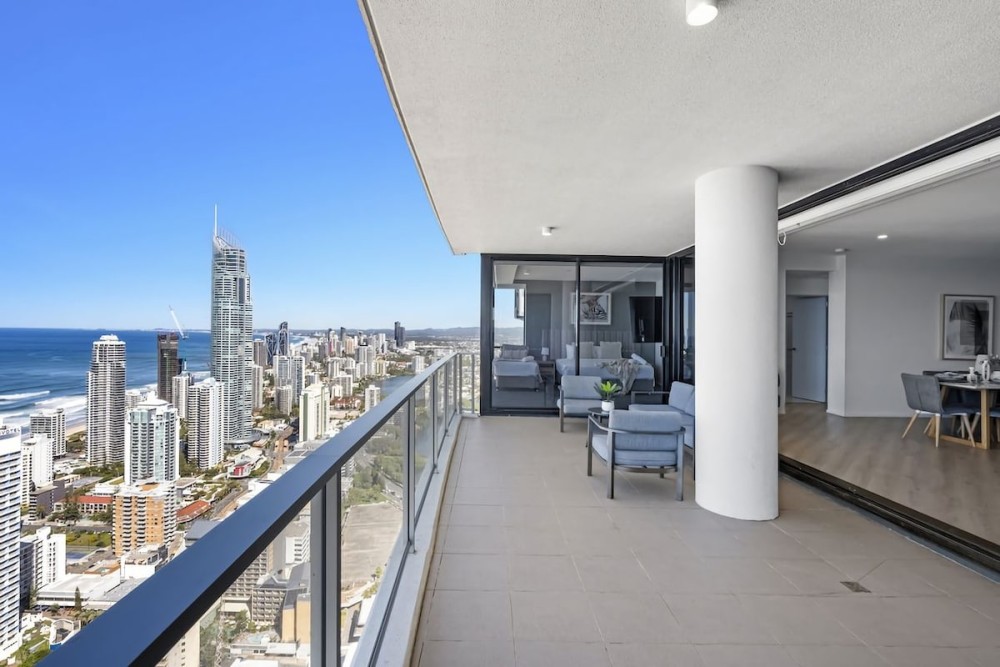 Circle on Cavill 4 Bedroom Executive Sub Penthouse — photo 23