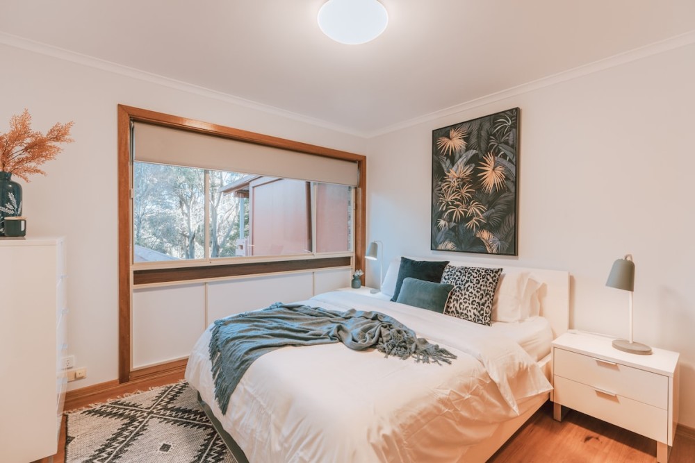 4 bed cosy home amongst nature + fire place — photo 9
