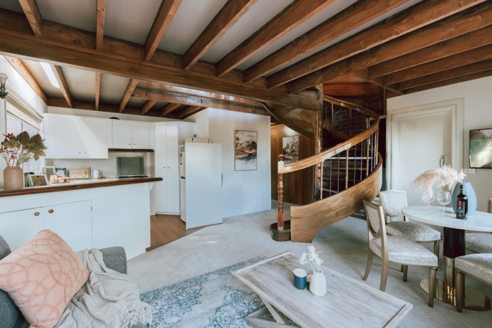 Pretty penthouse nestled amongst nature + SPA — photo 7