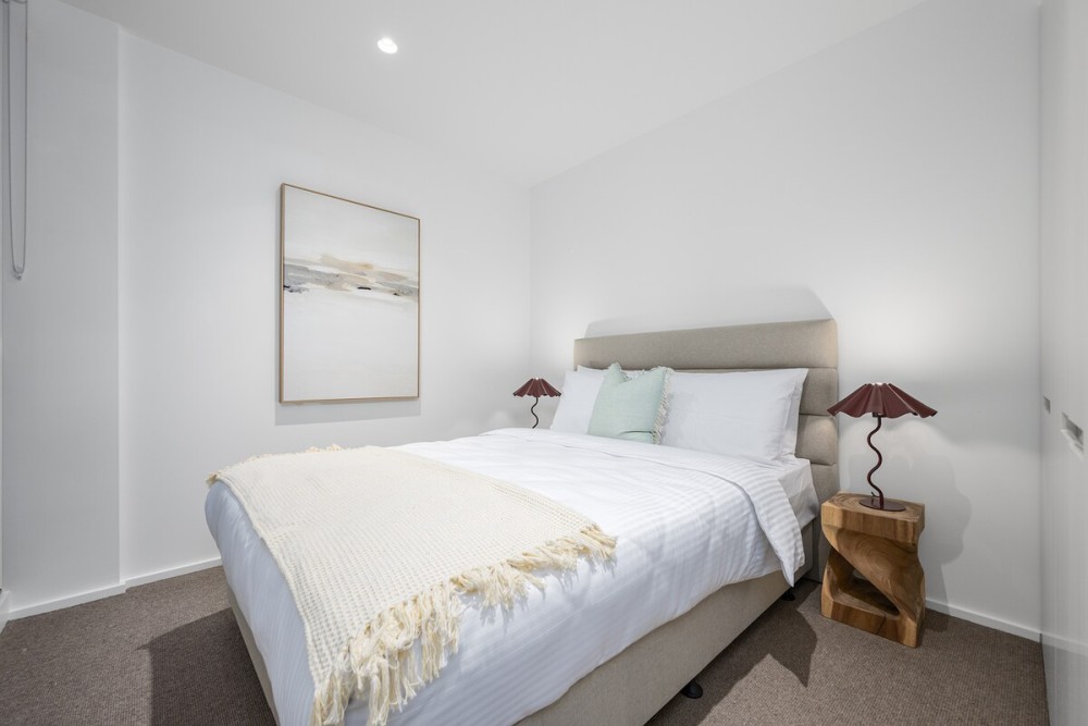 LaneStay - Contemporary Living, Pool, Gym, Parking — photo 10