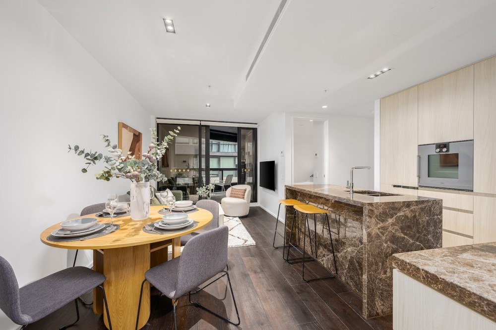 LaneStay - Contemporary Living, Pool, Gym, Parking — photo 7